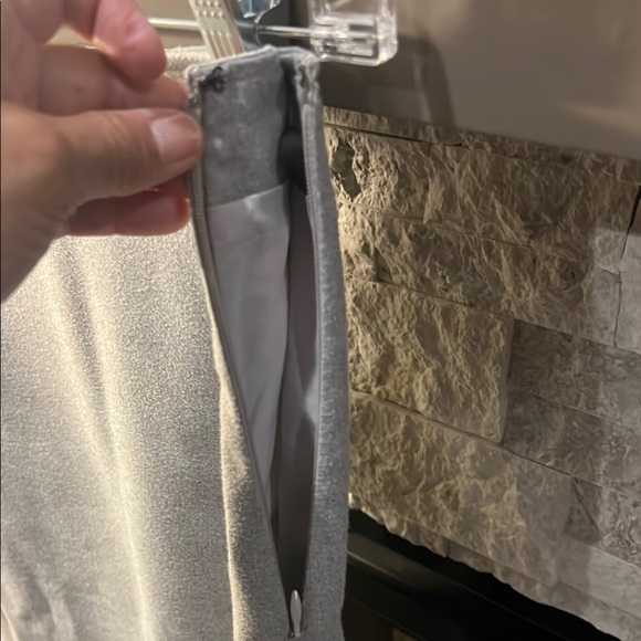 Aritzia Babaton Gray Midi Pencil Skirt with Asymmetrical Slit size 4 - Picture 9 of 12